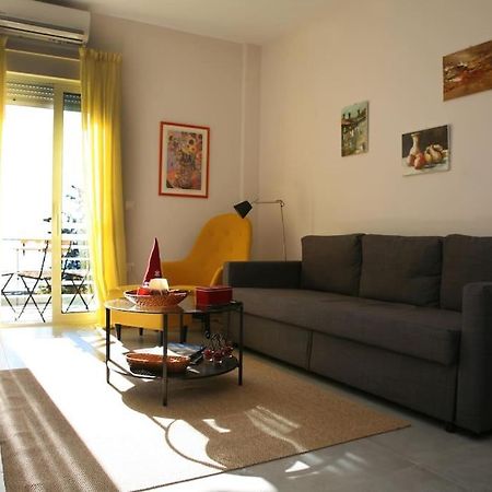 איתאה Lovely Sea Front Apartment מראה חיצוני תמונה